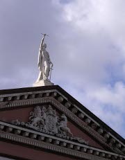 Pourquoi souscrire une assurance protection juridique ?