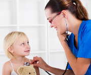infirmiere-enfant